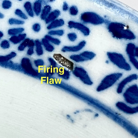 ANTIQUE QING DYNASTY RICE BOWL / Cobalt Blue Floral Decor / Handmade Pottery - Picture 7 of 10